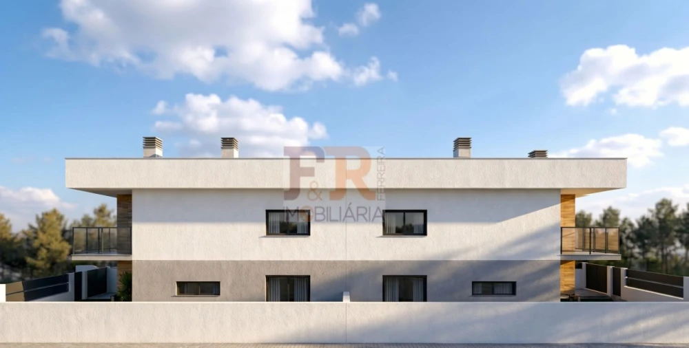 Moradia T4 para Venda em Fernao Ferro Foto 2