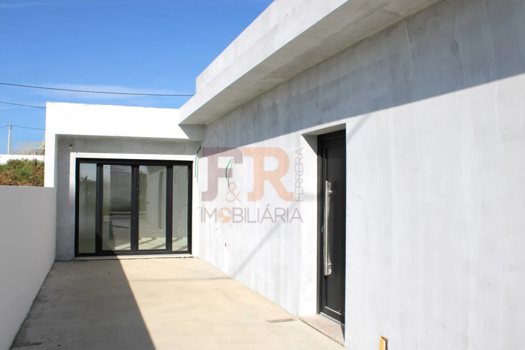 Moradia T3 para Venda em Quinta do Anjo Foto 7