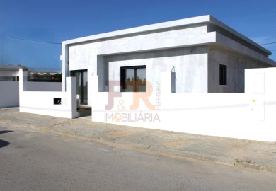 Moradia T3 para Venda em Quinta do Anjo