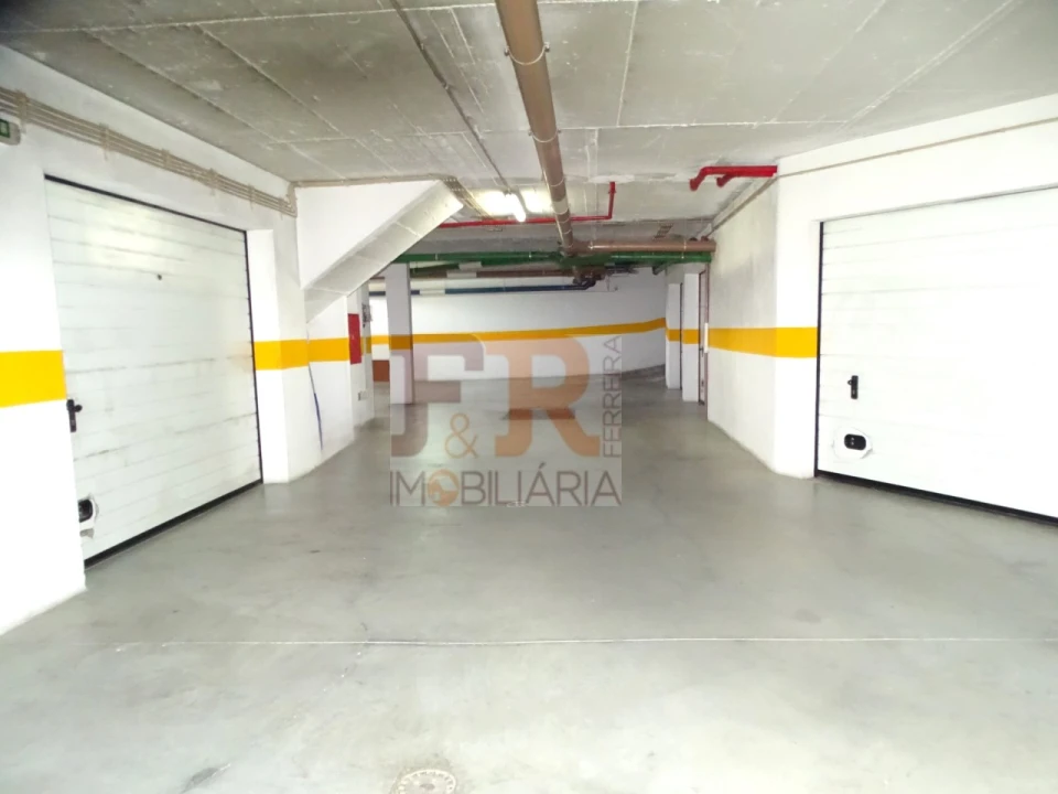 Apartamento T3 para Venda em Fernao Ferro Foto 3