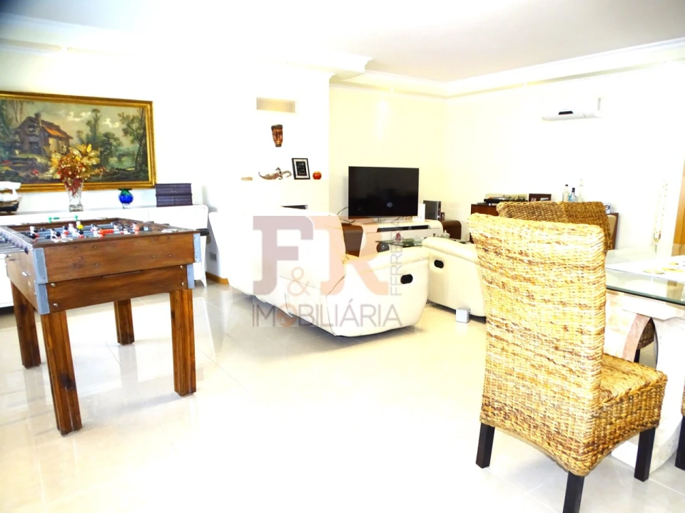 Apartamento T3 para Venda em Fernao Ferro Foto 7
