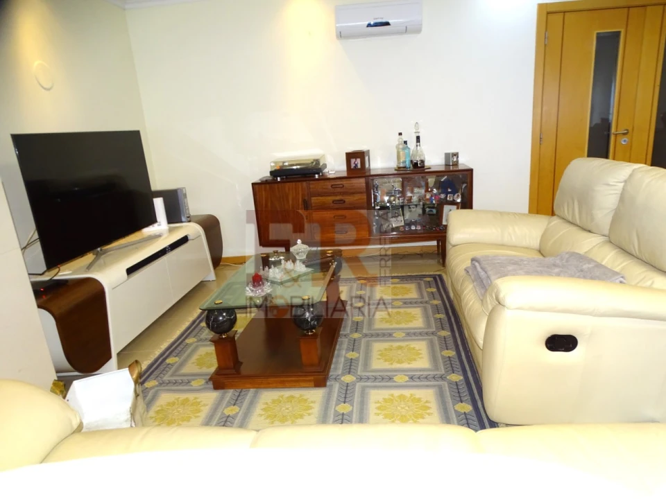 Apartamento T3 para Venda em Fernao Ferro Foto 6