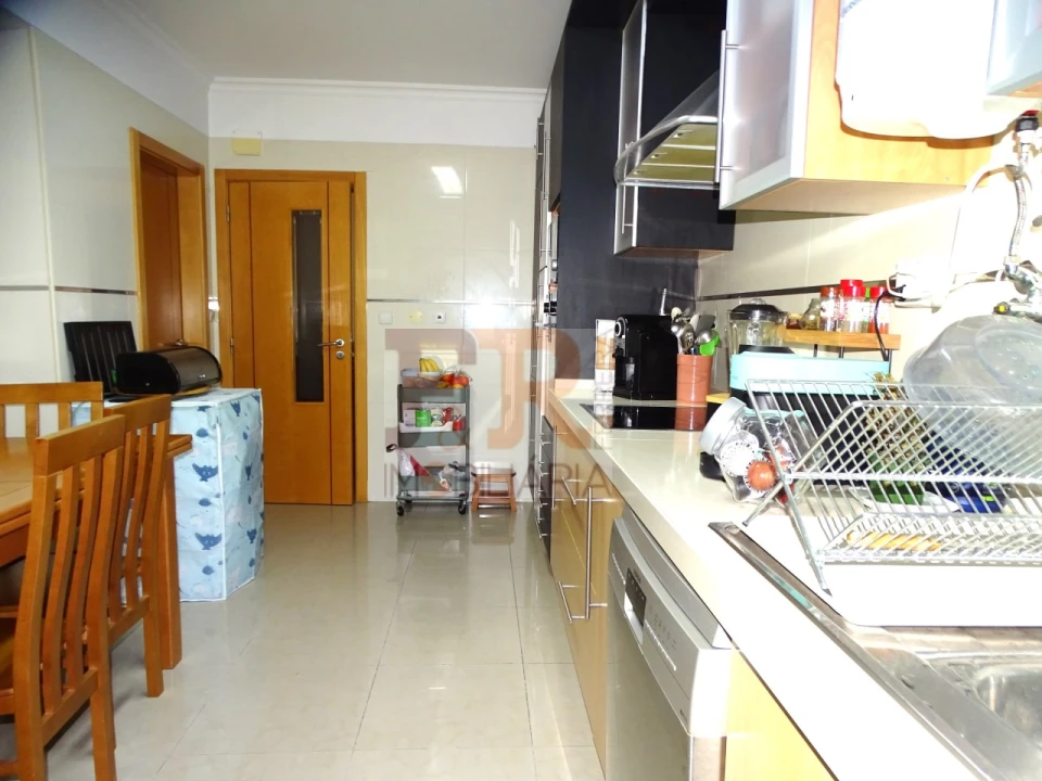 Apartamento T3 para Venda em Fernao Ferro Foto 15