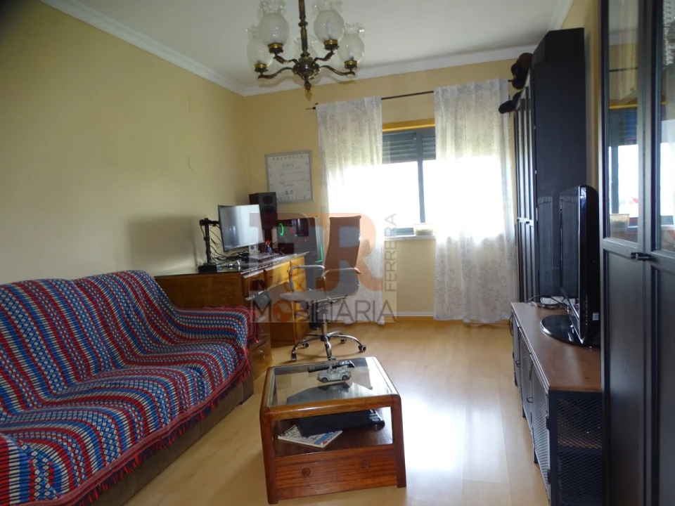 Apartamento T3 para Venda em Fernao Ferro Foto 31