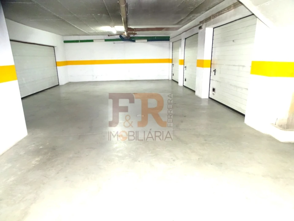 Apartamento T3 para Venda em Fernao Ferro Foto 39