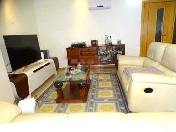 Apartamento T3 para Venda em Fernao Ferro