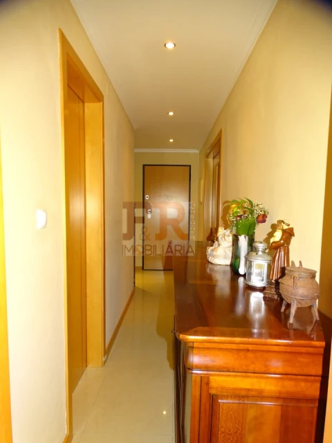 Apartamento T3 para Venda em Fernao Ferro
