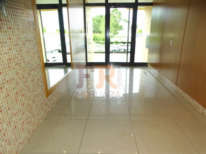 Apartamento T3 para Venda em Fernao Ferro Foto 36