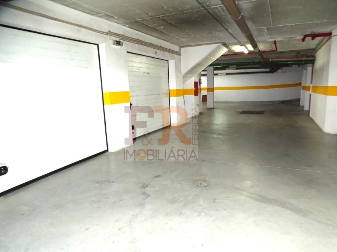 Apartamento T3 para Venda em Fernao Ferro Foto 38