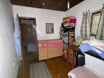 Moradia T1 para Venda em Atouguia