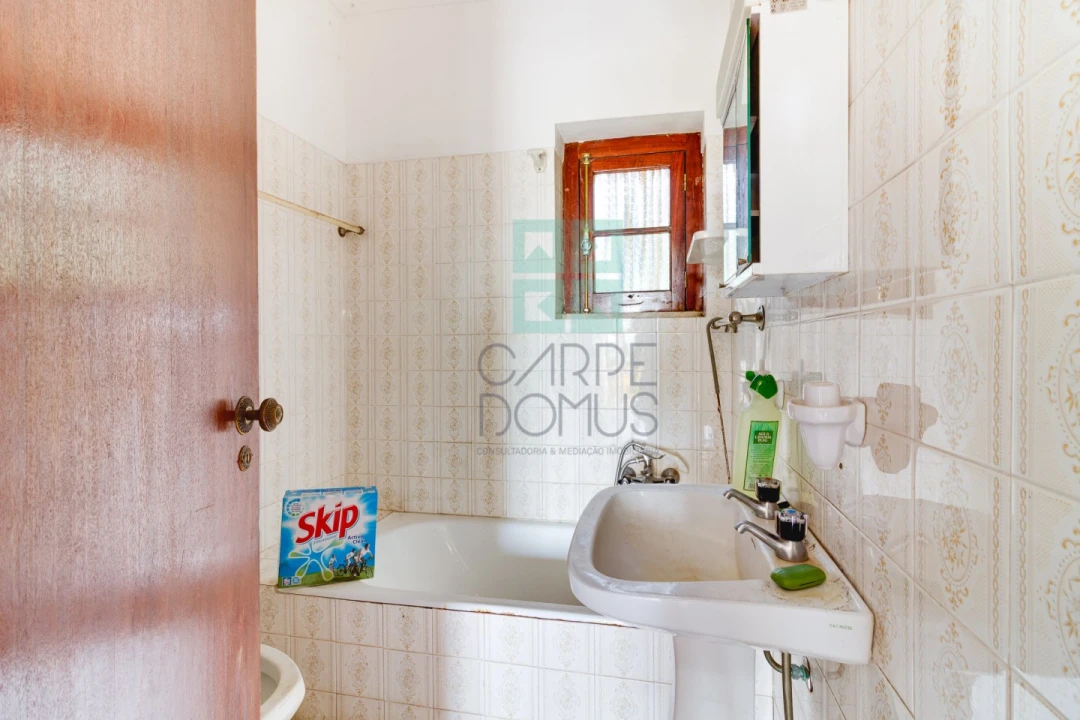 Moradia T2 para Venda em Santo Antão e São Julião do Tojal Foto 10