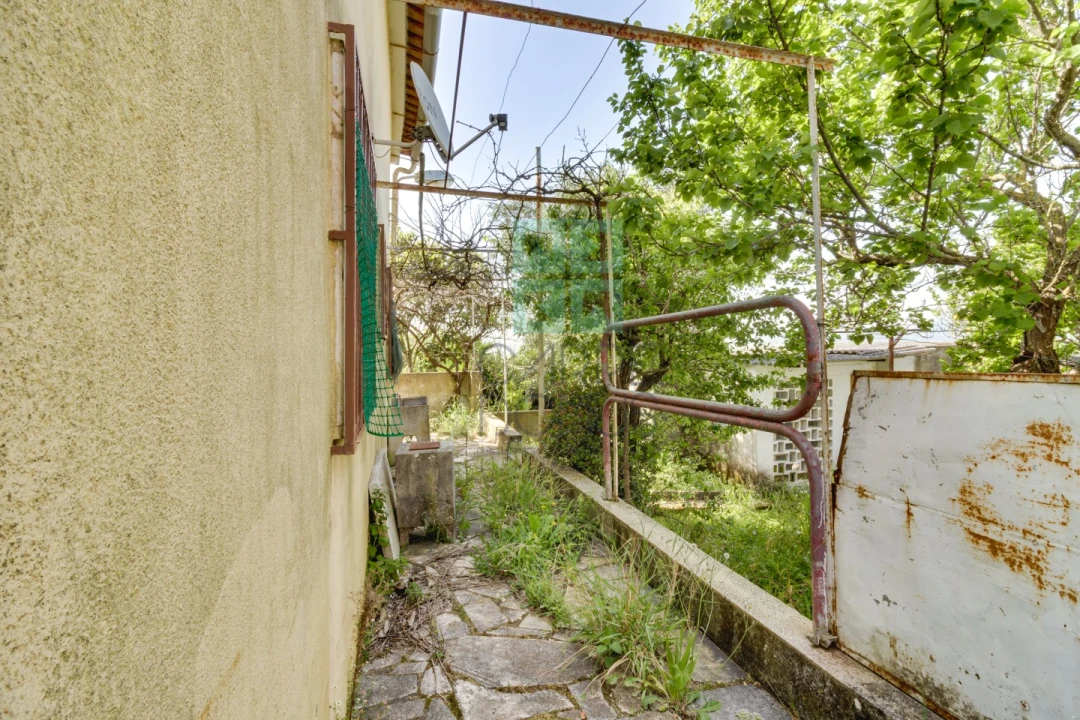 Moradia T2 para Venda em Santo Antão e São Julião do Tojal Foto 15