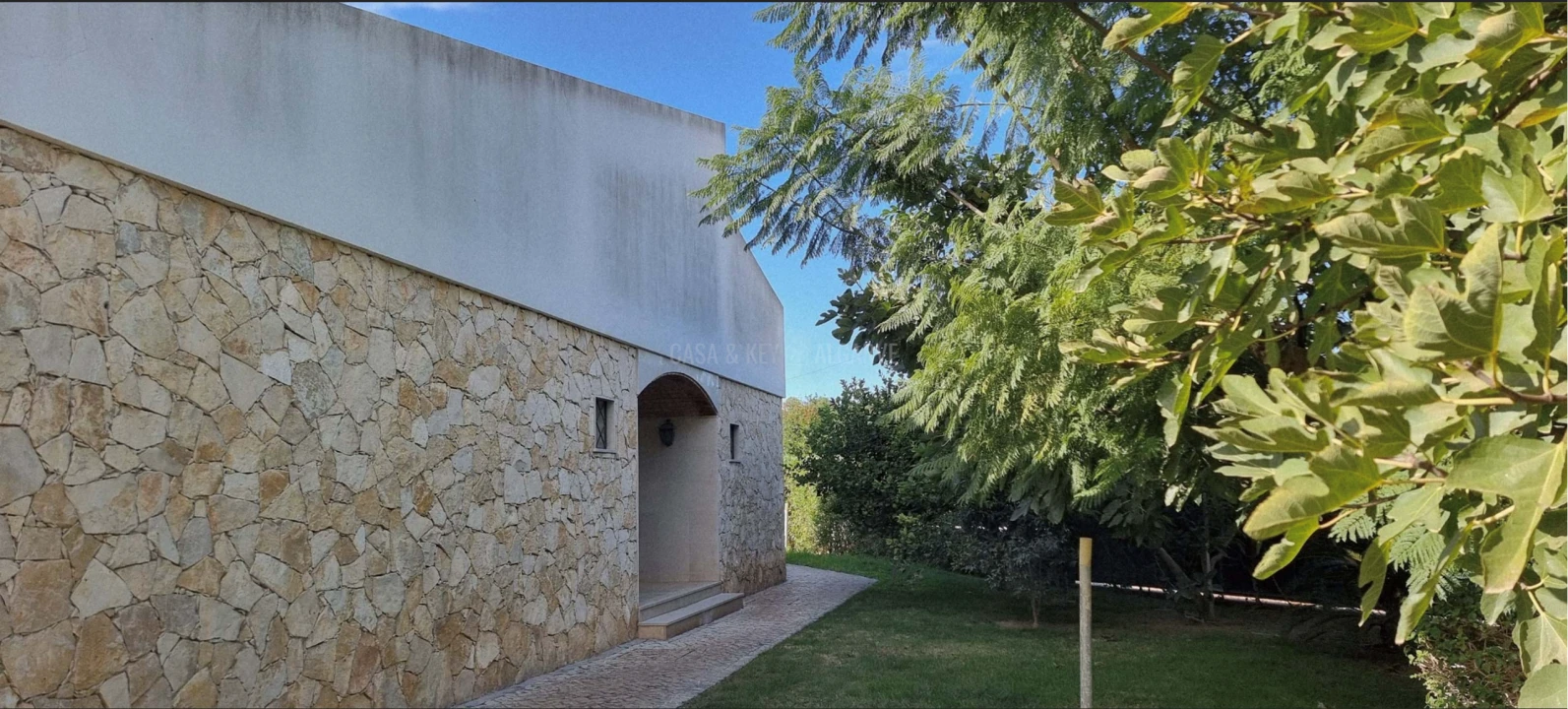 Moradia T3 para Venda em Boliqueime Foto 15