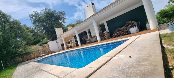 Moradia T3 para Venda em Boliqueime