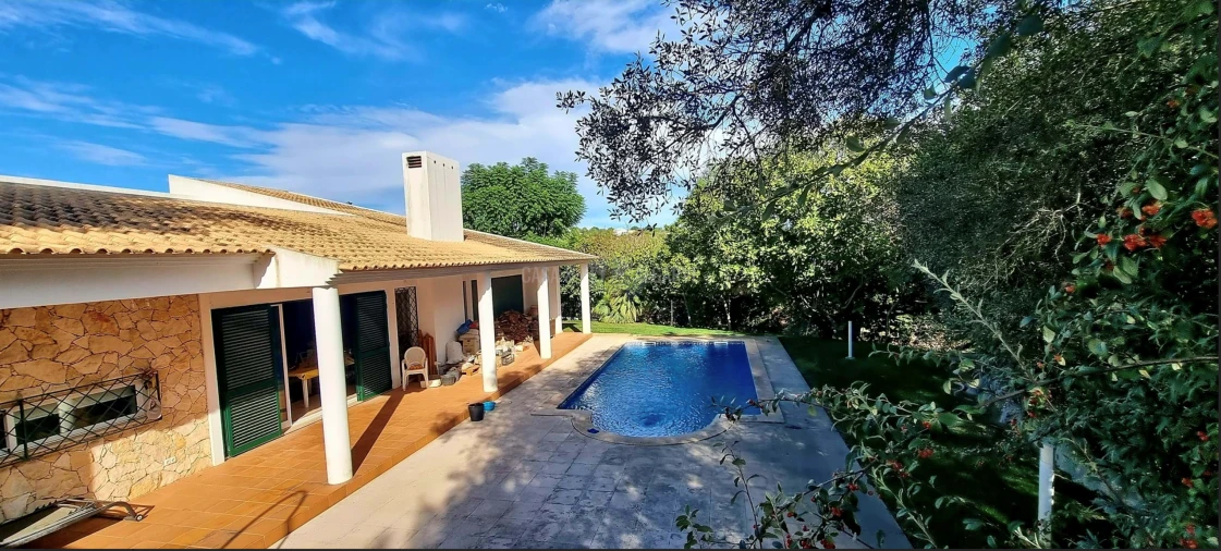 Moradia T3 para Venda em Boliqueime Foto 16