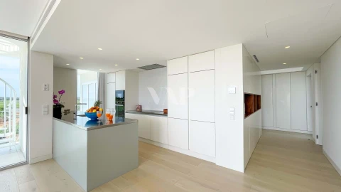 Apartamento T4 para Venda em Quarteira