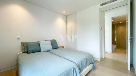 Apartamento T4 para Venda em Quarteira