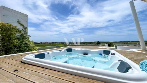 Apartamento T4 para Venda em Quarteira