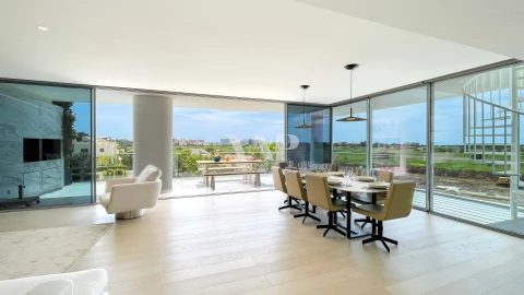 Apartamento T4 para Venda em Quarteira