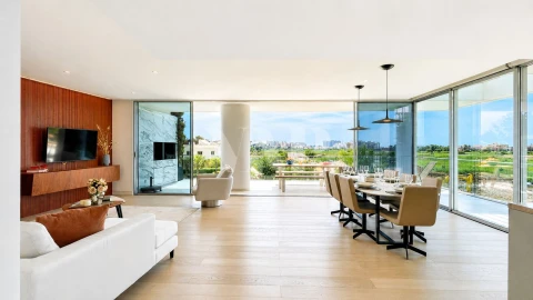 Apartamento T4 para Venda em Quarteira