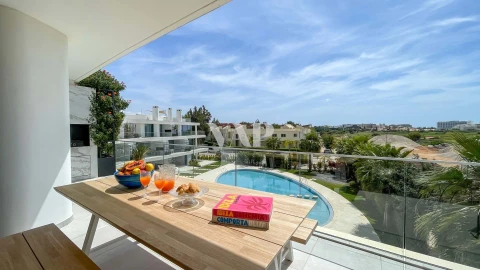 Apartamento T4 para Venda em Quarteira