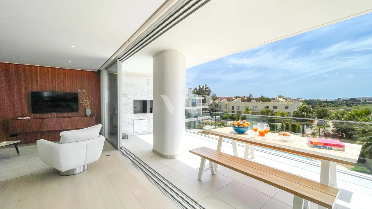 Apartamento T4 para Venda em Quarteira Foto 7