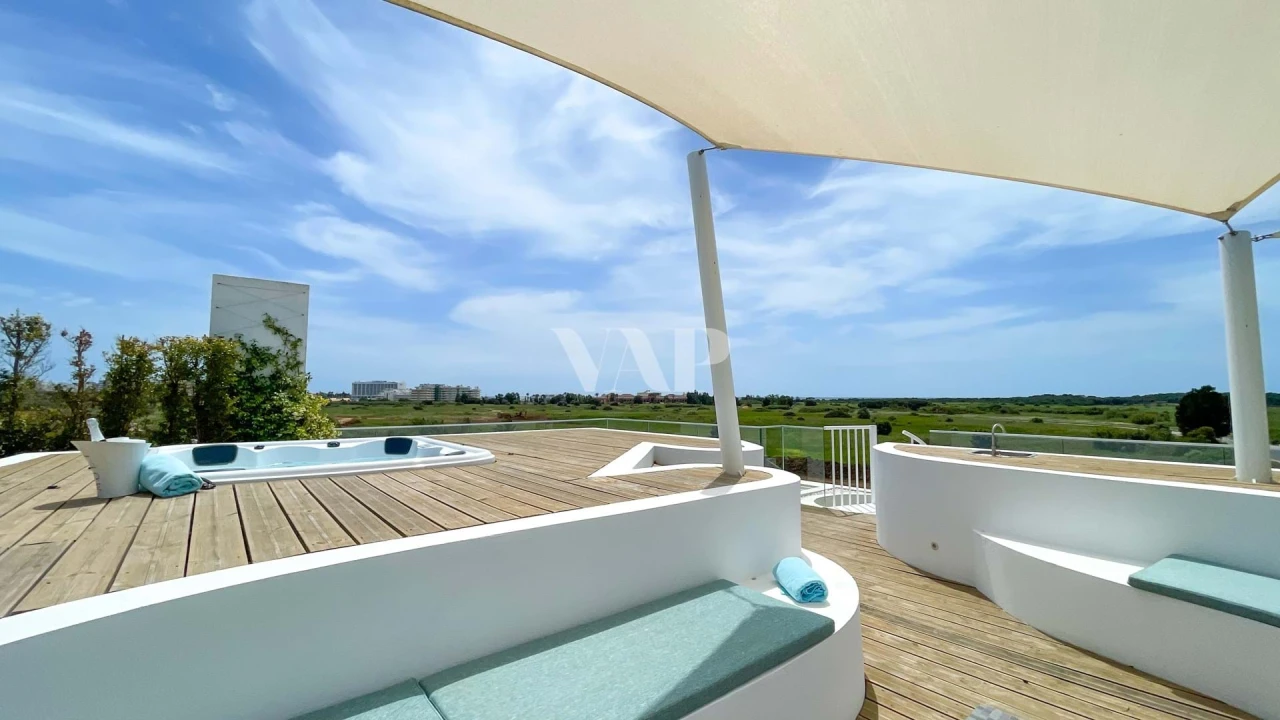 Apartamento T4 para Venda em Quarteira Foto 31