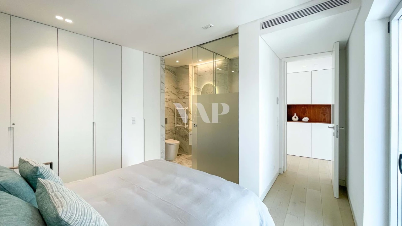 Apartamento T4 para Venda em Quarteira Foto 13