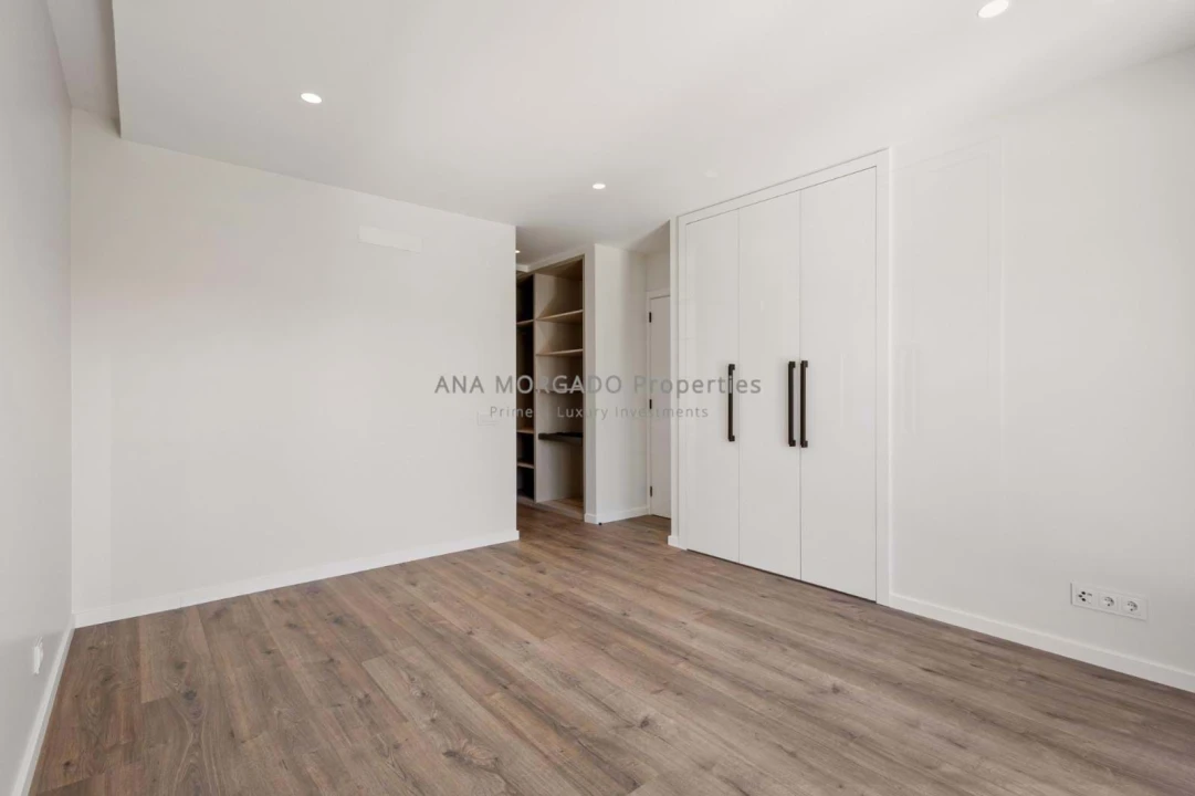 Moradia T4 para Venda em Rio de Mouro Foto 15