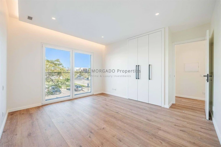 Moradia T4 para Venda em Rio de Mouro Foto 9