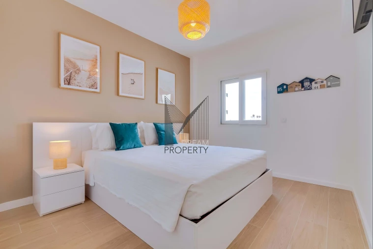 Apartamento T1 para Arrendamento em Quarteira Foto 11