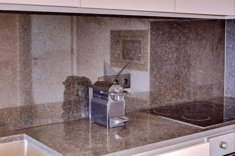 Apartamento T1 para Arrendamento em Quarteira Foto 8