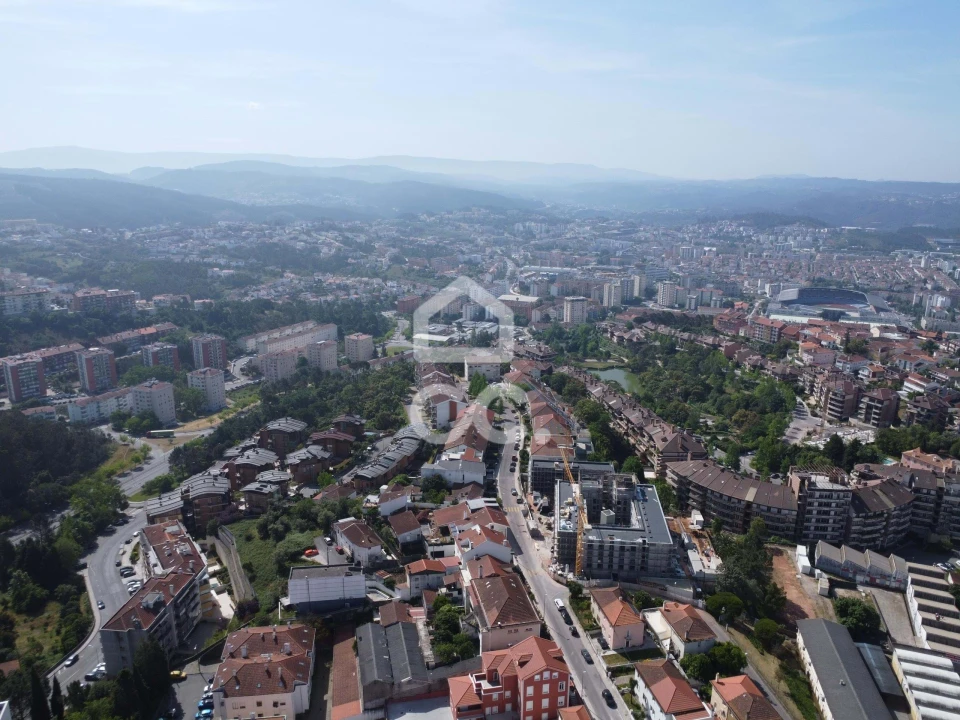 Prédio para Venda em Santo Antonio dos Olivais Foto 37