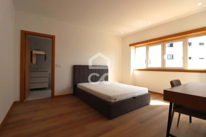 Prédio para Venda em Santo Antonio dos Olivais