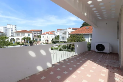 Prédio para Venda em Santo Antonio dos Olivais