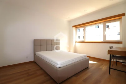 Prédio para Venda em Santo Antonio dos Olivais