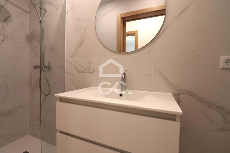 Prédio para Venda em Santo Antonio dos Olivais Foto 30