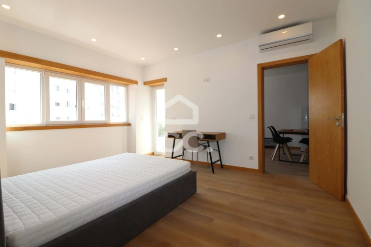 Prédio para Venda em Santo Antonio dos Olivais Foto 9