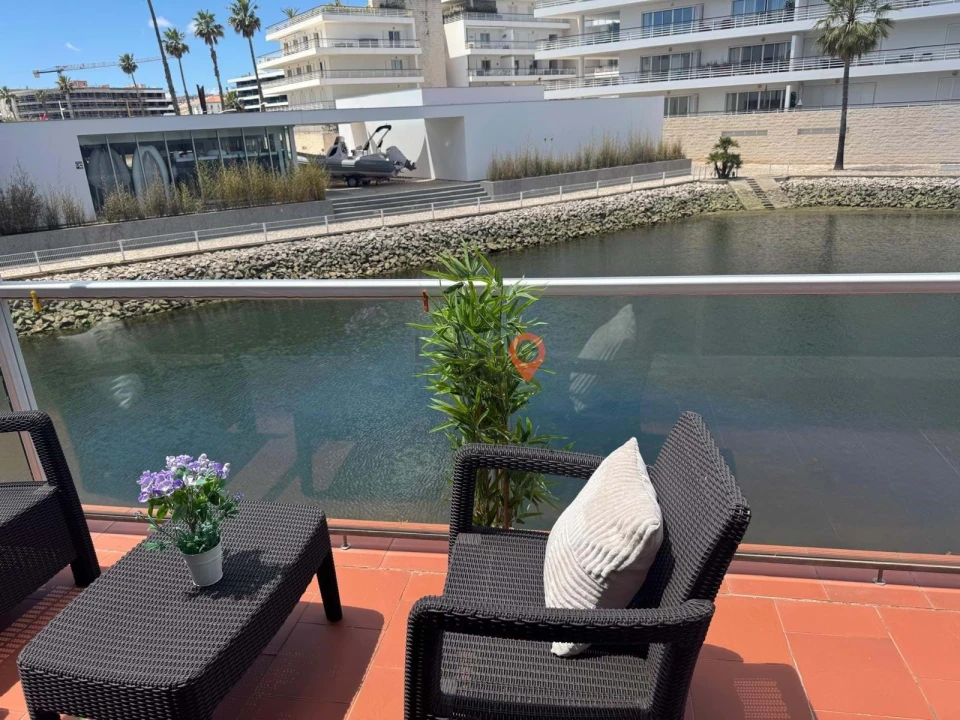 Apartamento T1 para Venda em Lagos (São Sebastião e Santa Maria) Foto 1