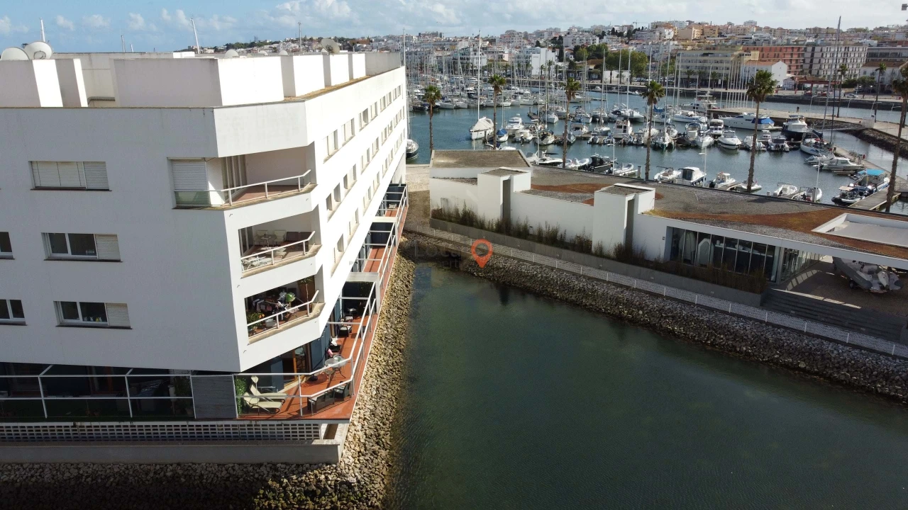 Apartamento T1 para Venda em Lagos (São Sebastião e Santa Maria) Foto 17