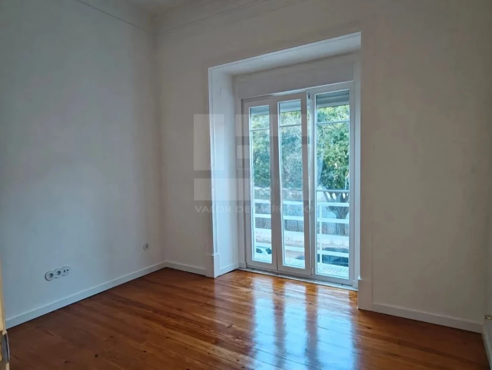 Apartamento T3 para Venda em Penha de França Foto 9