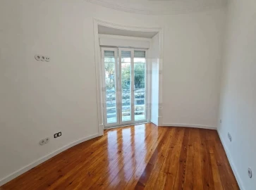 Apartamento T3 para Venda em Penha de França