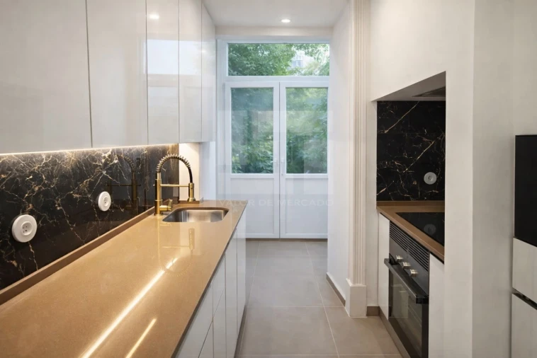 Apartamento T3 para Venda em Penha de França Foto 2