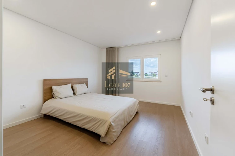 Apartamento T2 para Venda em Pinhal Novo Foto 10