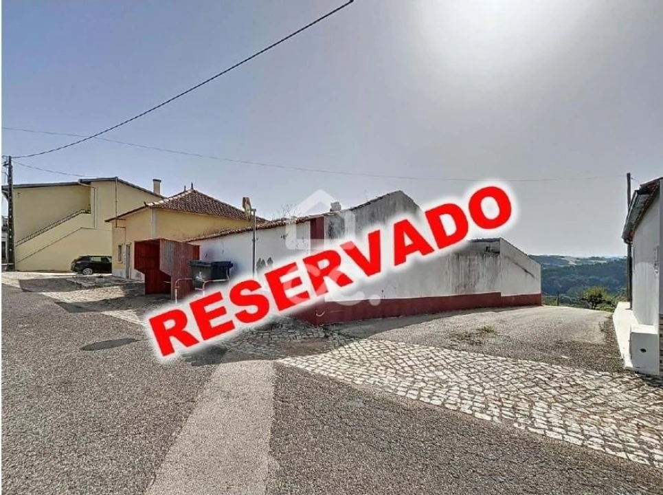 Moradia para Venda em Alvorninha Foto 1