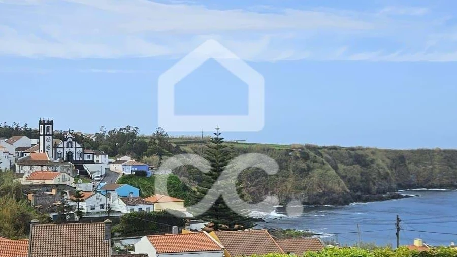 Moradia T2 para Venda em Porto Formoso
