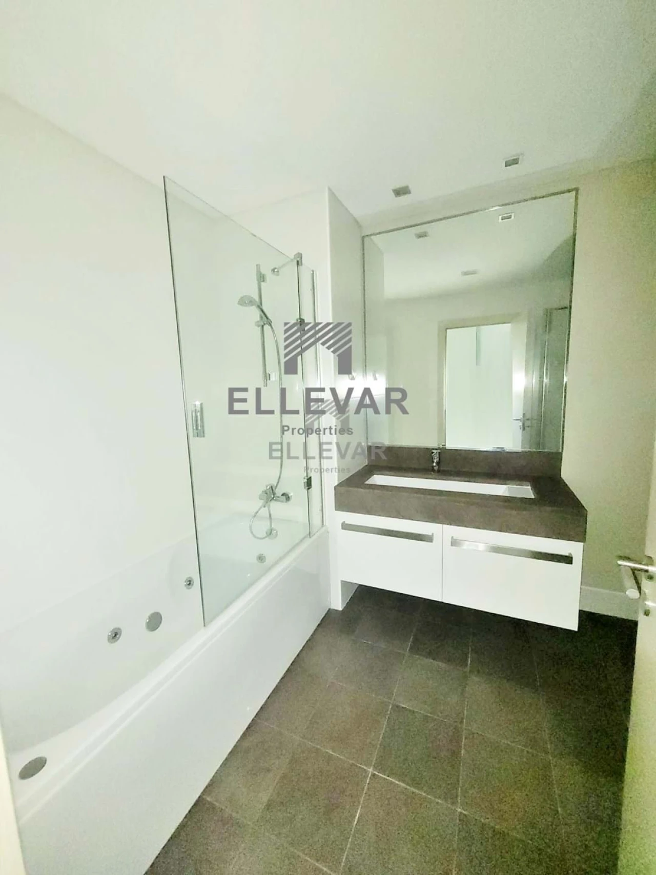 Apartamento T2 para Venda em São Martinho Foto 12