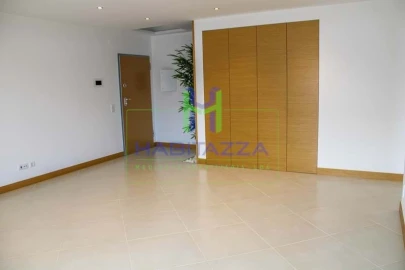 Apartamento T2 para Arrendamento em Lagos (São Sebastião e Santa Maria)
