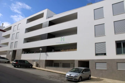 Apartamento T2 para Arrendamento em Lagos (São Sebastião e Santa Maria)