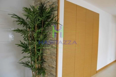 Apartamento T2 para Arrendamento em Lagos (São Sebastião e Santa Maria)